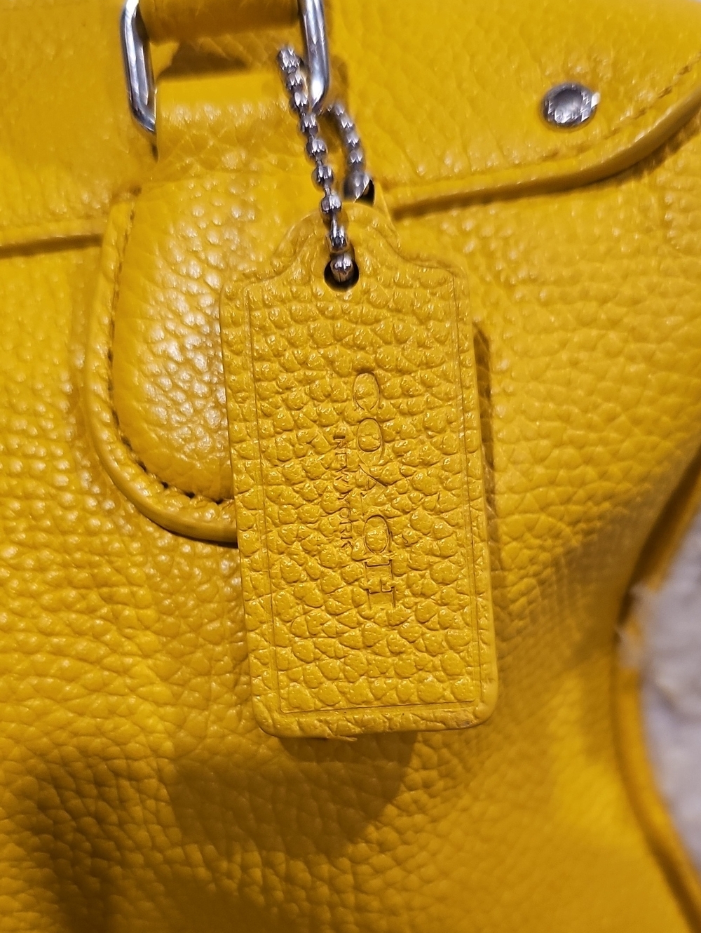 Coach Mini Bennett Satchel EUC - Picture 12 of 14